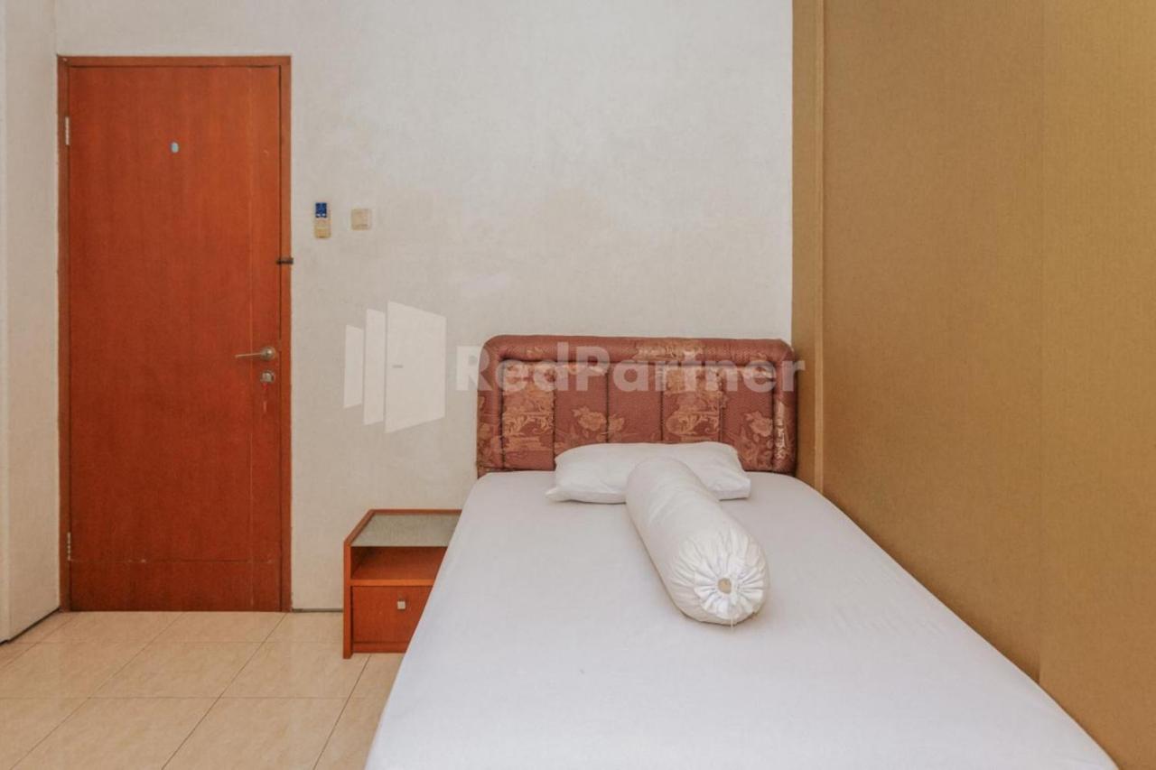 Hotel De Lugano Scbd Syariah Mitra Reddoorz à Jakarta Extérieur photo